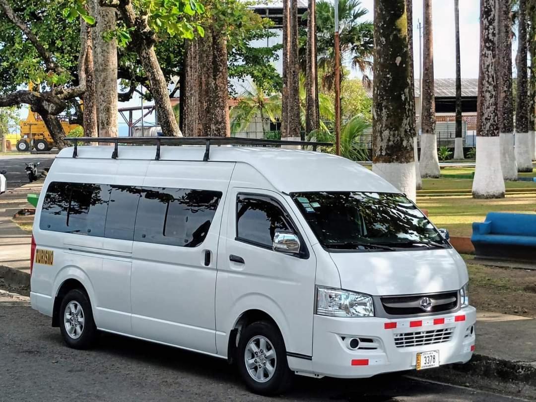 El Cocobolo Food&Rest Room 6 Bed And Breakfast Wifi Ac Pkg Gratis 利比里亚 外观 照片